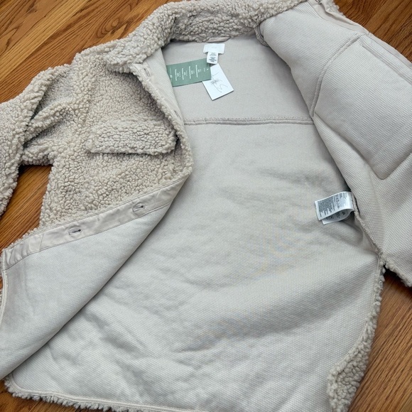 H&M Oversized Teddy Shacket Faux Sherpa Double Pocket Button Down Neutral XS NEW - Picture 17 of 17